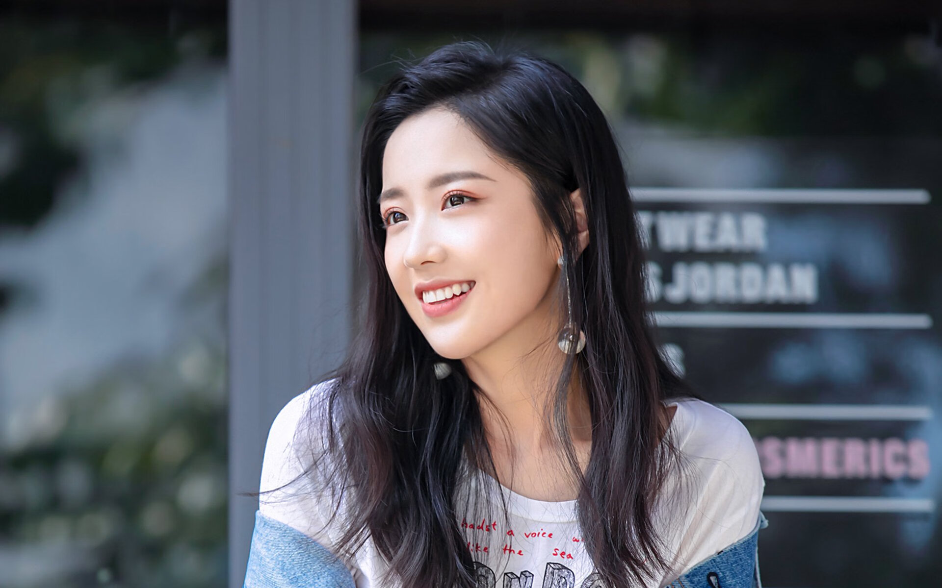 迪巴拉魔幻之夜，伊拉克四球击溃智利，南美劲旅亚洲迷失