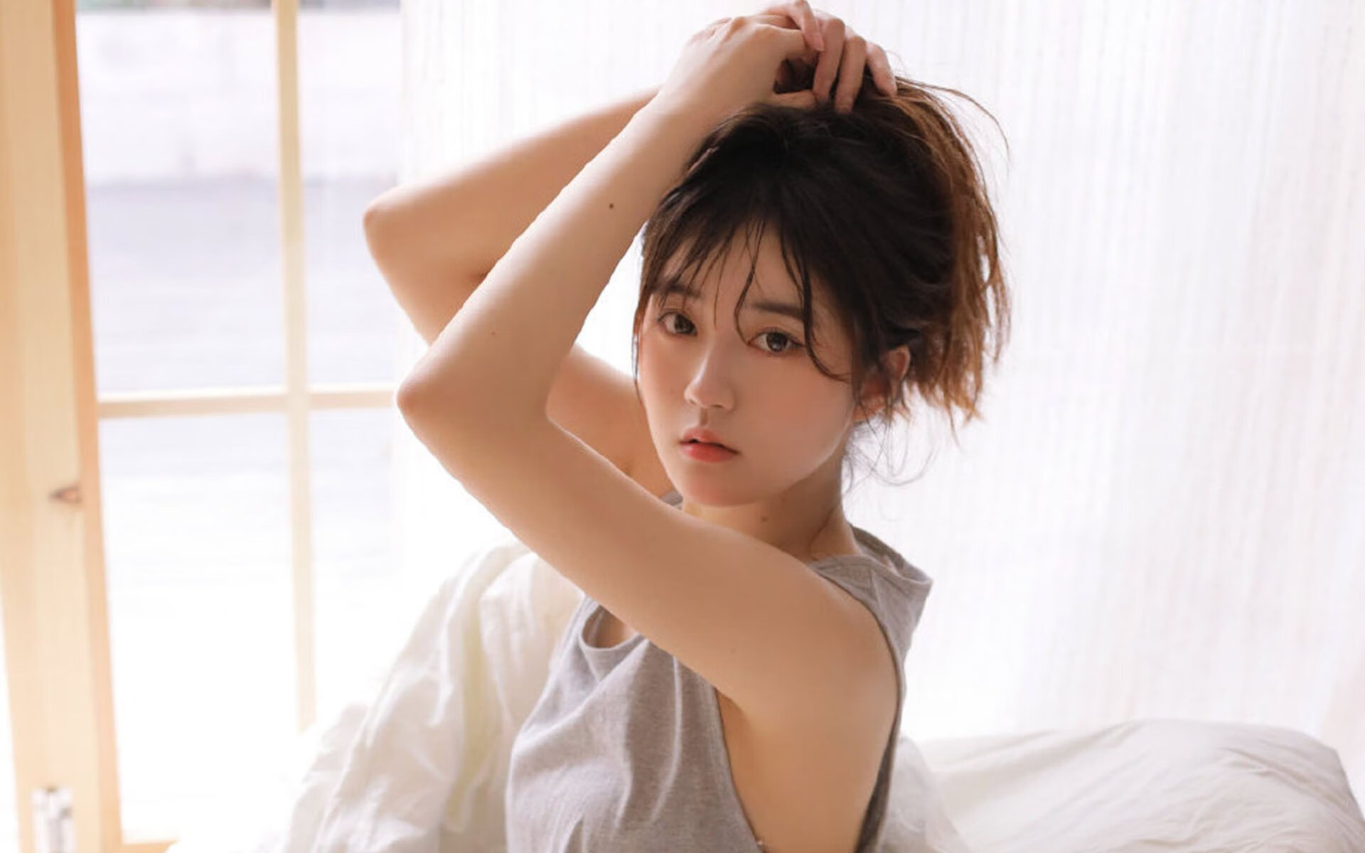 绿茵独舞，赖斯以个人艺术击溃塞内加尔，波兰奏响胜利狂想曲