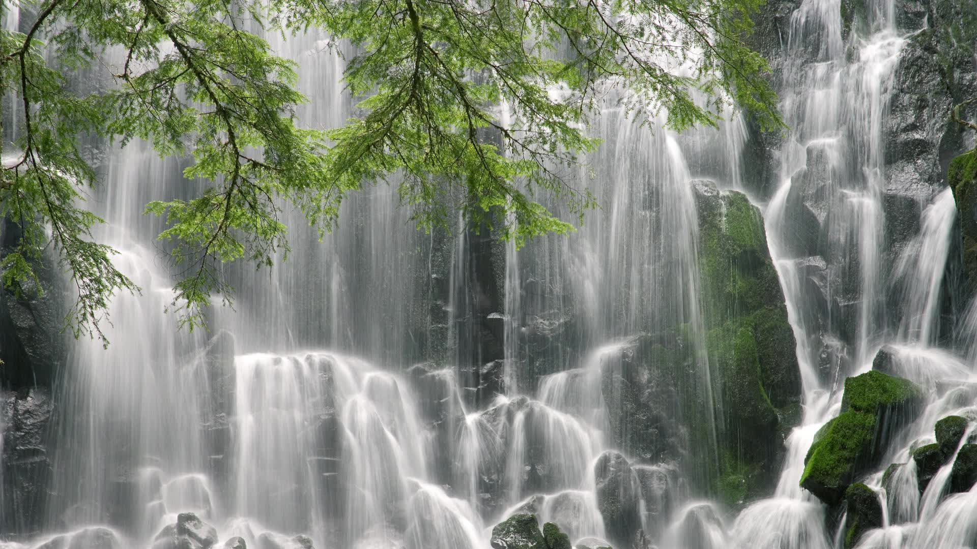 沉默的蒙得维的亚风暴,当碾压成为常态,格列兹曼的致命一击点亮2026的乌拉圭之光